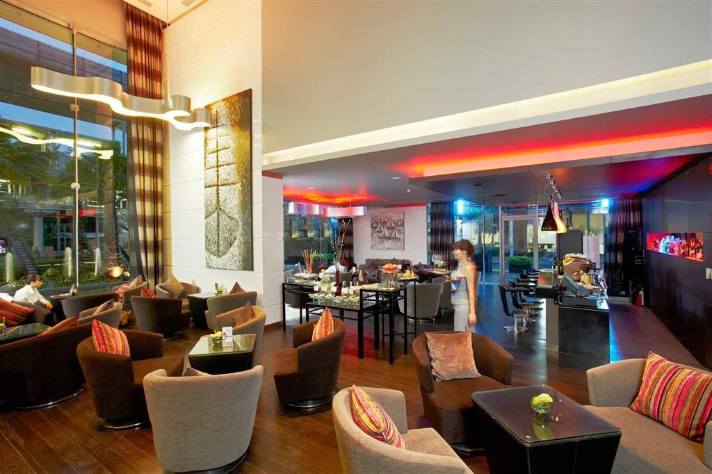 Four Points By Sheraton Ploenchit Sukhumvit בנגקוק