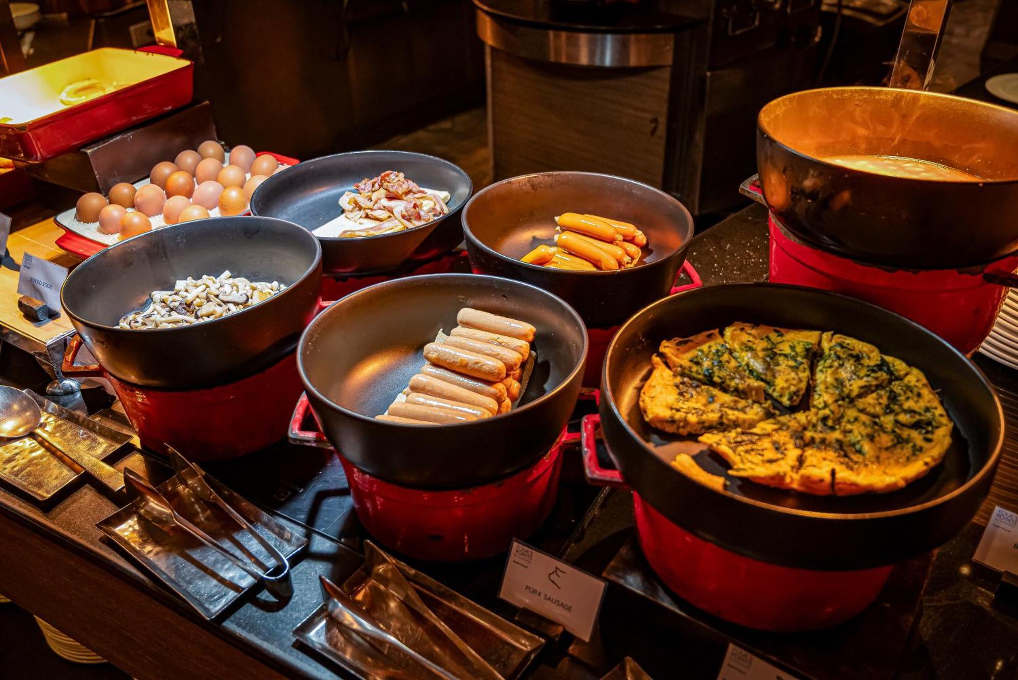 Four Points By Sheraton Ploenchit Sukhumvit , Phloen Chit Station 酒店 4*